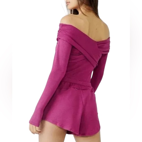 Free People FP Movement Love Spell Romper One-Piece Long Sleeve Size Small NEW - Picture 3 of 15